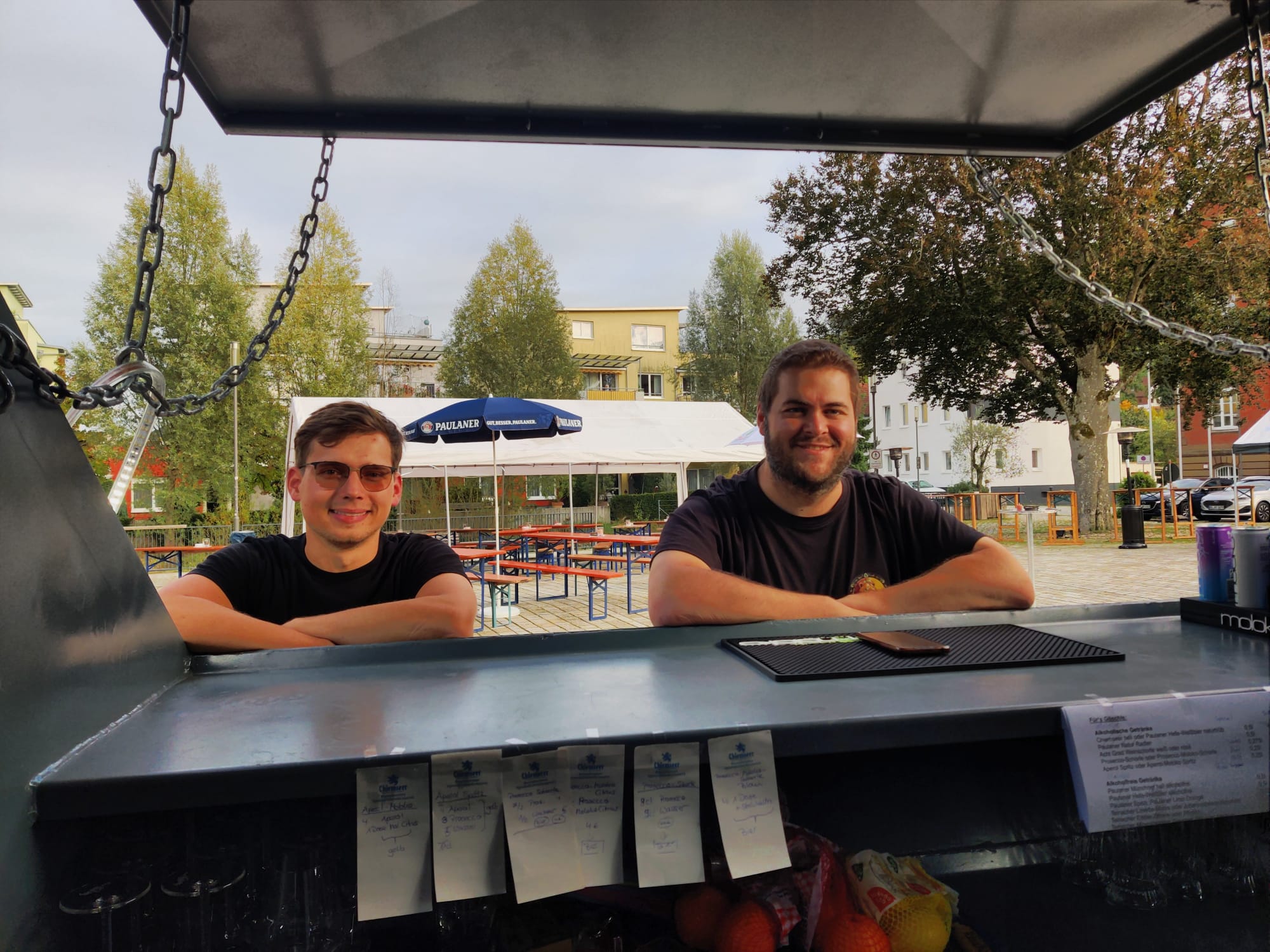 Auf der falschen Seite der Getränkeausgabe. Oder doch auf der richtigen Seite?